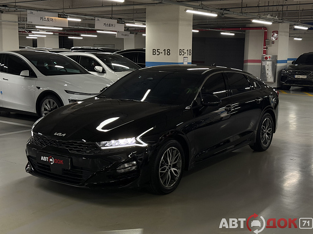 Kia K5. Фото 1